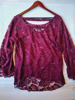 Women's Burgundy Lace Overlay Long-Sleeve Blouse